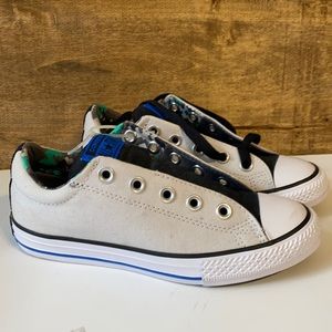 Converse camo